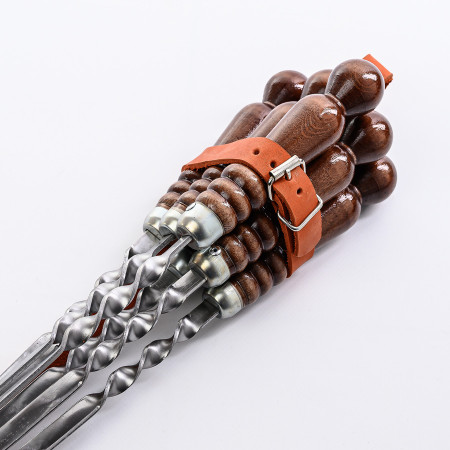 A set of skewers 670*12*3 mm in a leather quiver в Архангельске