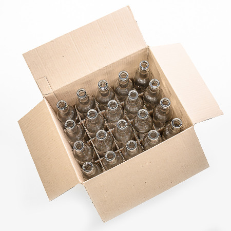 20 bottles of "Guala" 0.5 l without caps in a box в Архангельске
